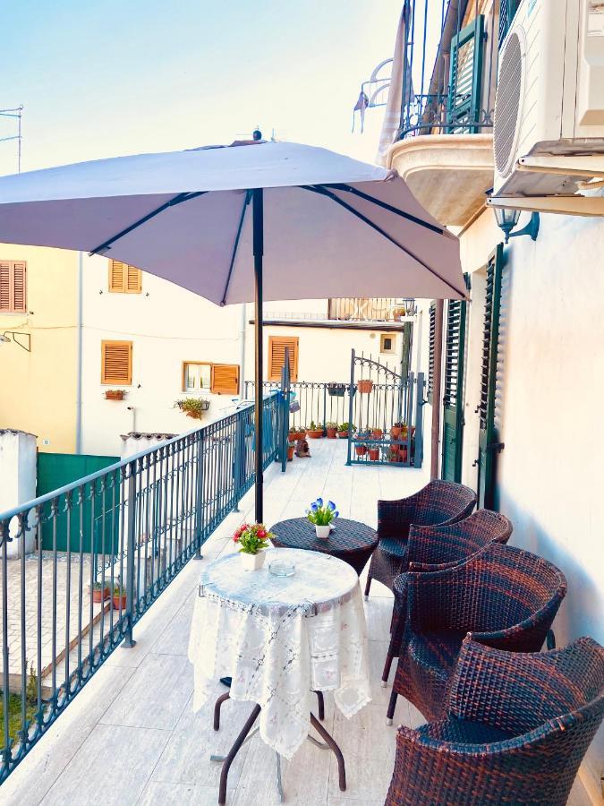 Al Belvedere Apartment Atri Exterior photo